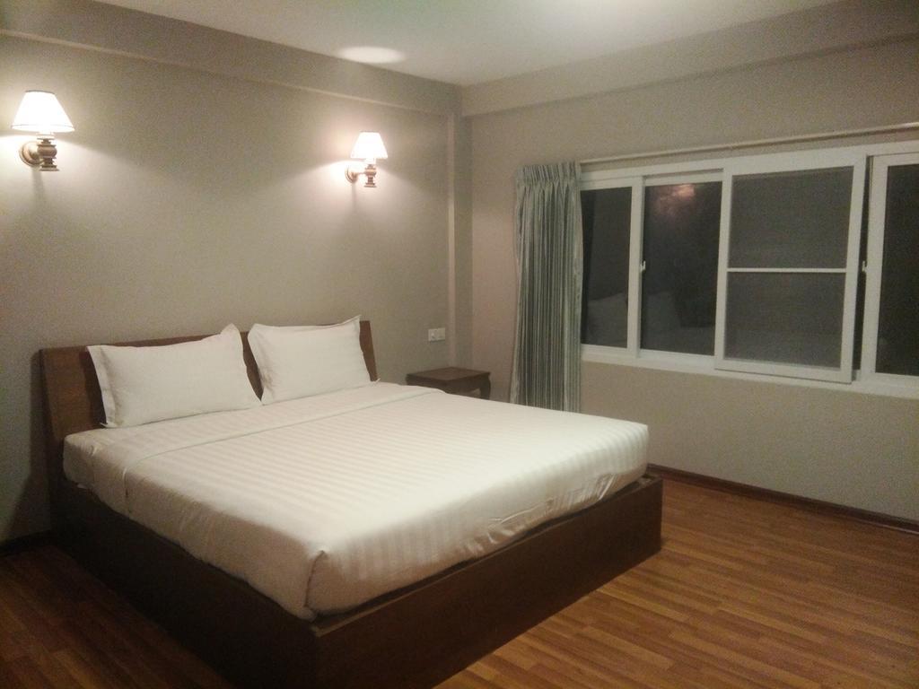 Sky View Hotel Bagan Luaran gambar