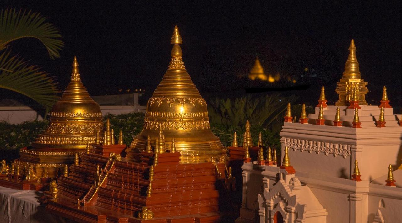 Sky View Hotel Bagan Luaran gambar
