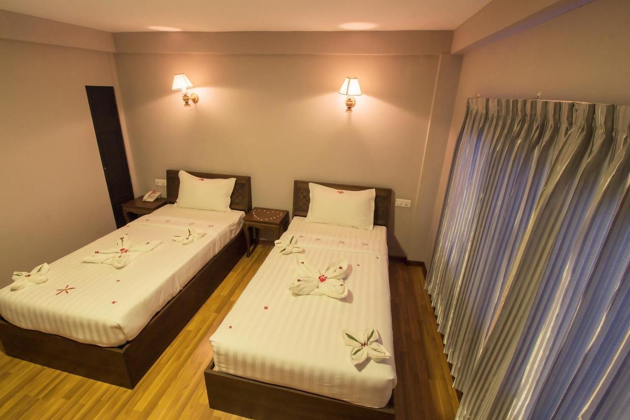 Sky View Hotel Bagan Luaran gambar