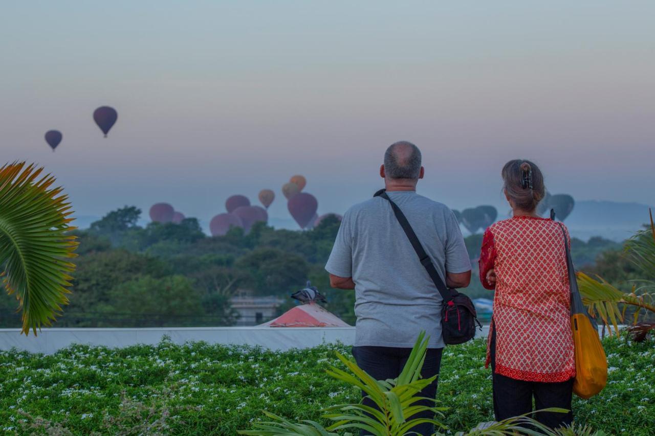 Sky View Hotel Bagan Luaran gambar