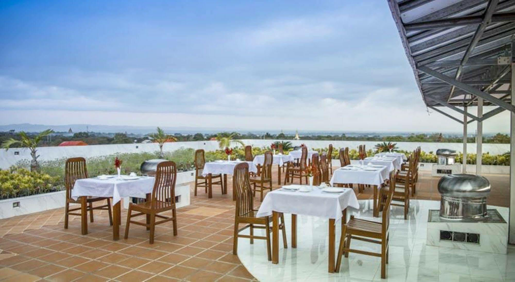 Sky View Hotel Bagan Luaran gambar