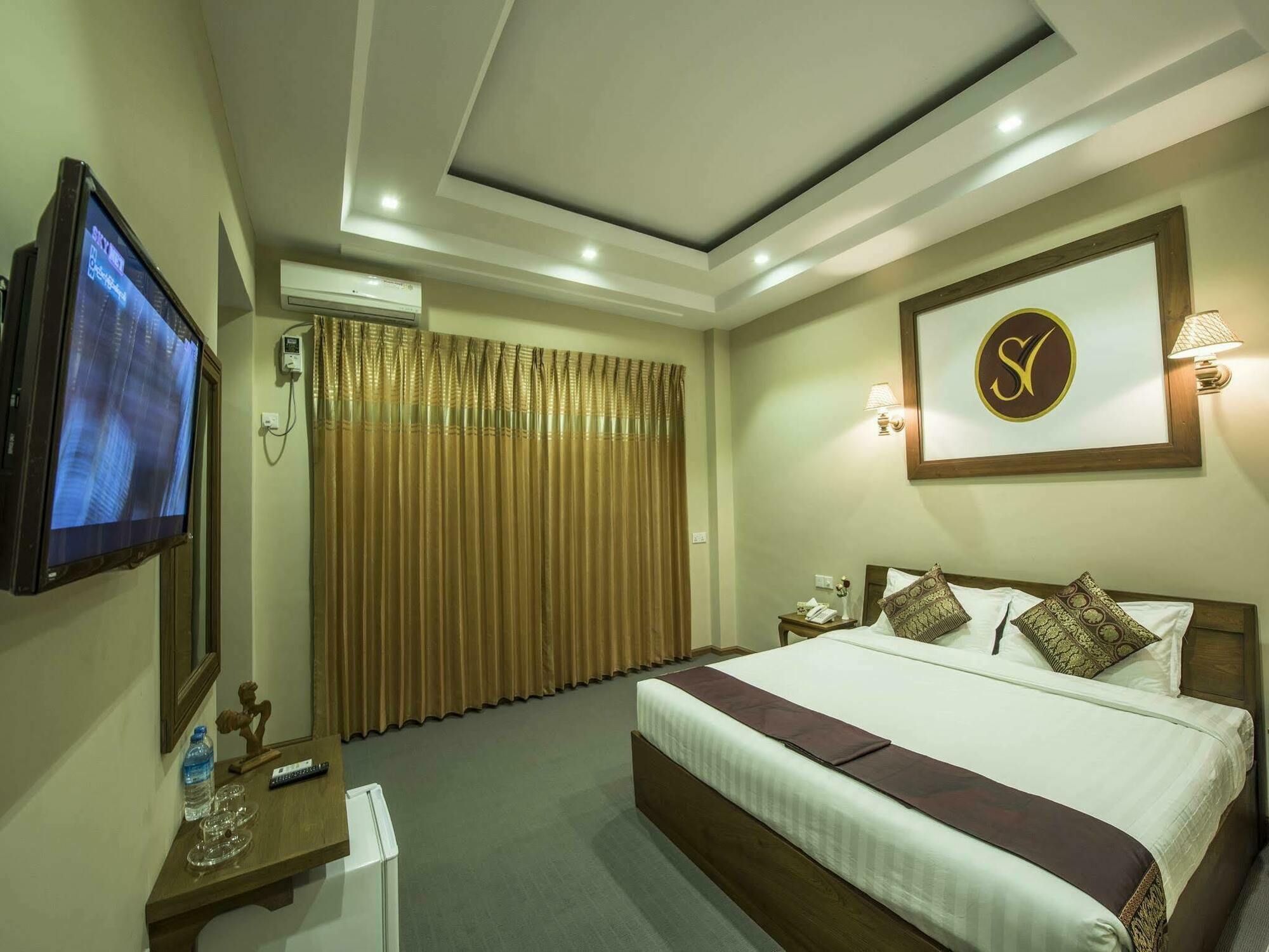 Sky View Hotel Bagan Luaran gambar